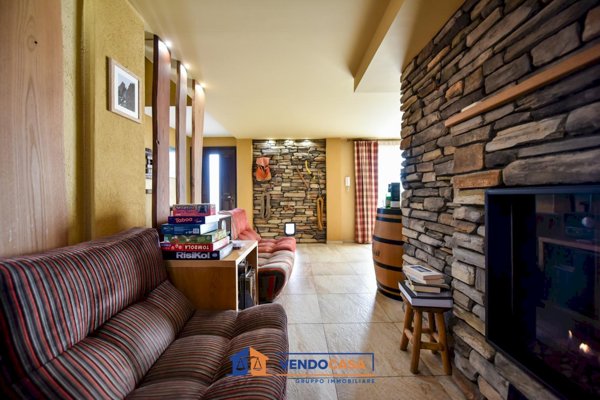 casa indipendente in vendita a Carmagnola in zona Tuninetti