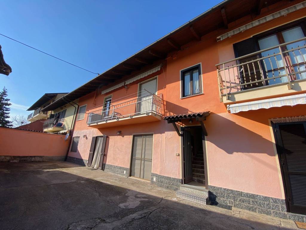 appartamento in vendita a Carmagnola in zona Tuninetti