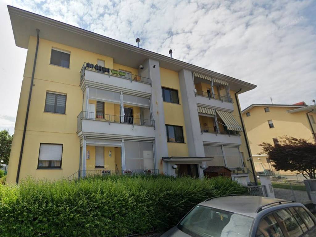 appartamento in vendita a Carmagnola in zona San Bernardo