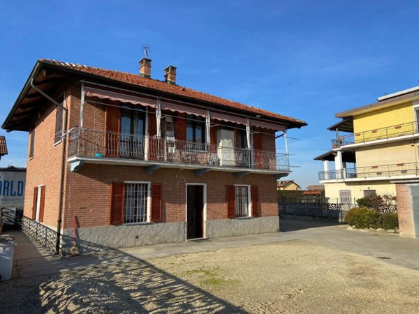 casa indipendente in vendita a Carmagnola