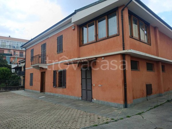 casa indipendente in vendita a Carmagnola