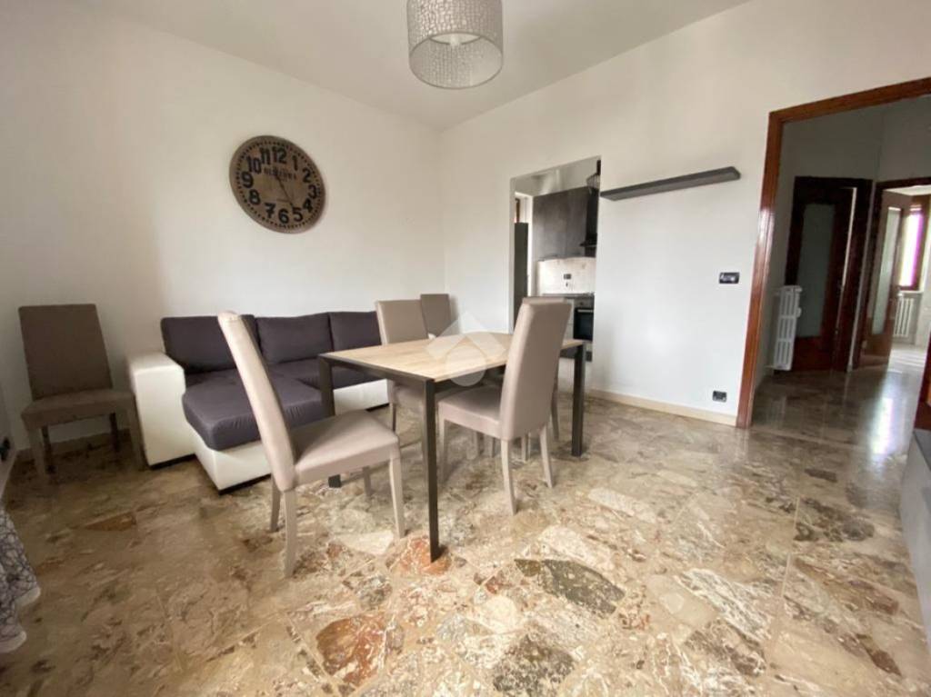 appartamento in vendita a Carmagnola in zona San Bernardo