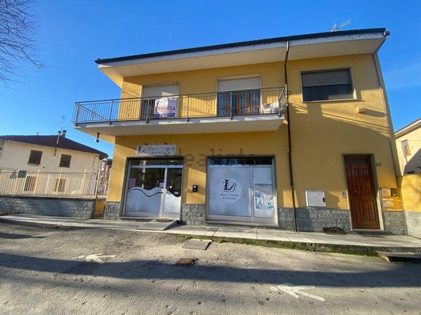 casa indipendente in vendita a Carmagnola