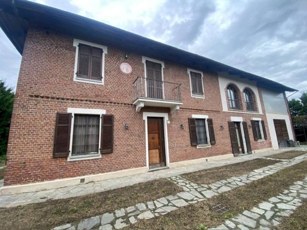 casa indipendente in vendita a Carmagnola
