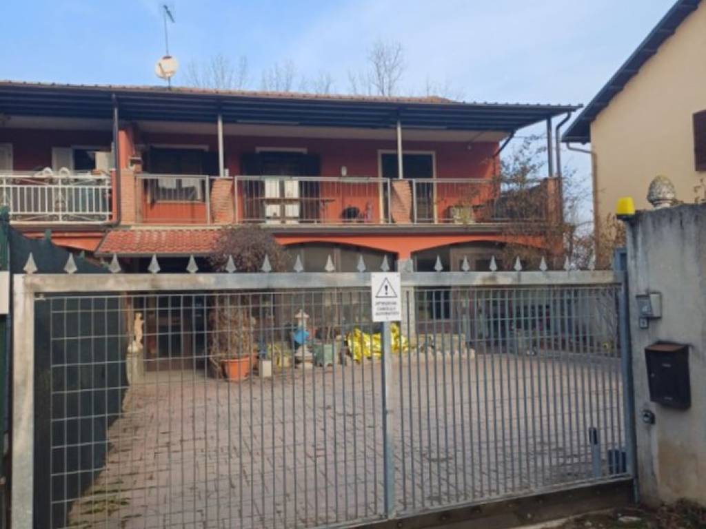 appartamento in vendita a Carmagnola in zona Tuninetti