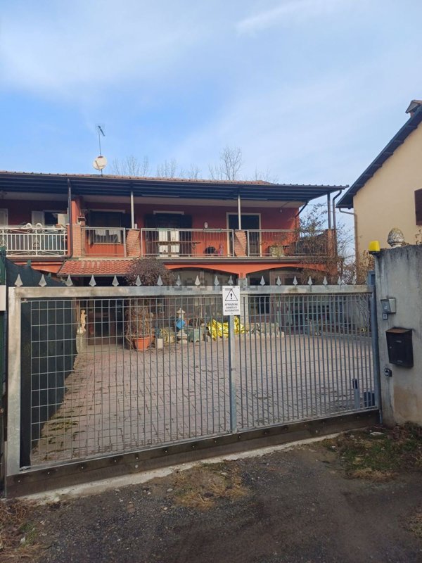 appartamento in vendita a Carmagnola in zona Tuninetti
