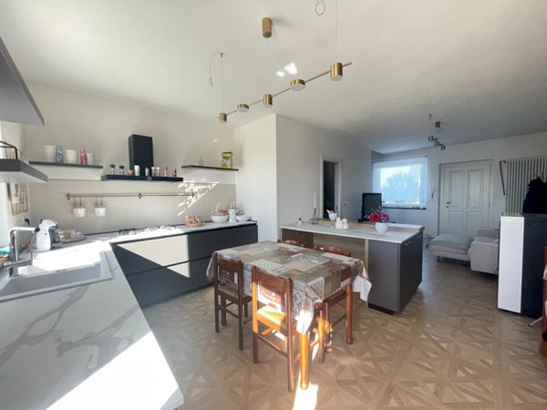 casa indipendente in vendita a Carmagnola