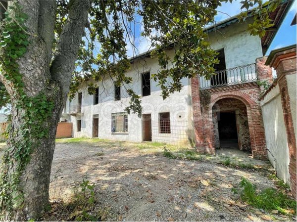 casa indipendente in vendita a Carmagnola