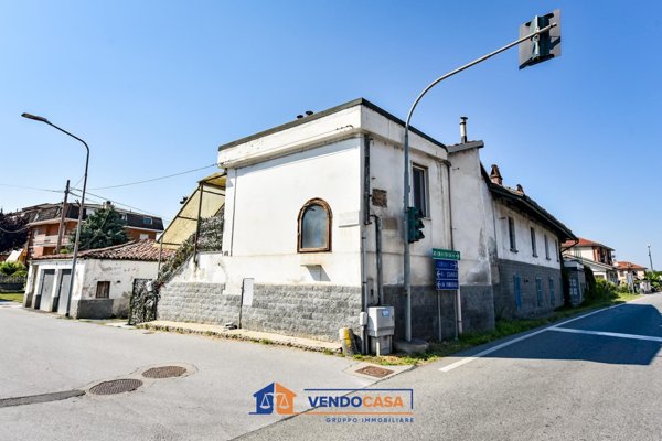 casa indipendente in vendita a Carmagnola