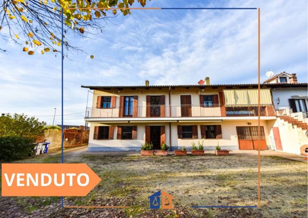 casa indipendente in vendita a Carmagnola in zona Tetti Grandi