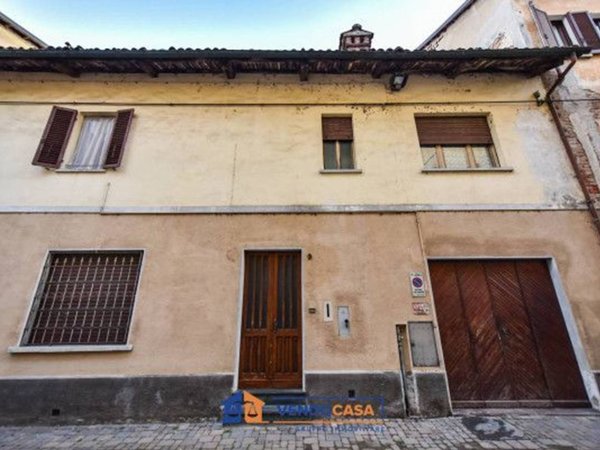 casa indipendente in vendita a Carmagnola