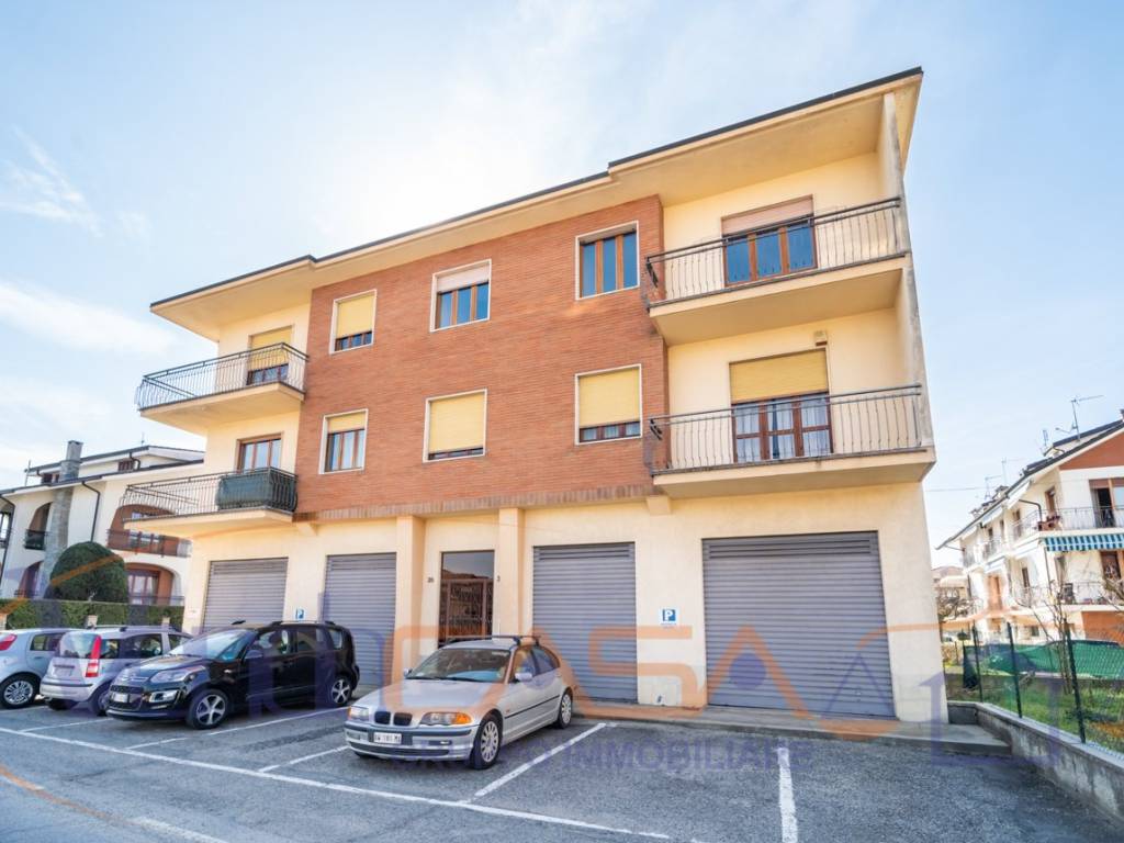 appartamento in vendita a Carmagnola in zona San Giovanni