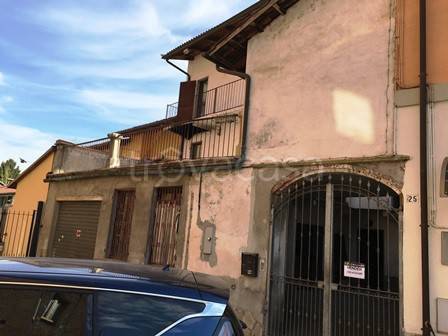 casa indipendente in vendita a Carmagnola