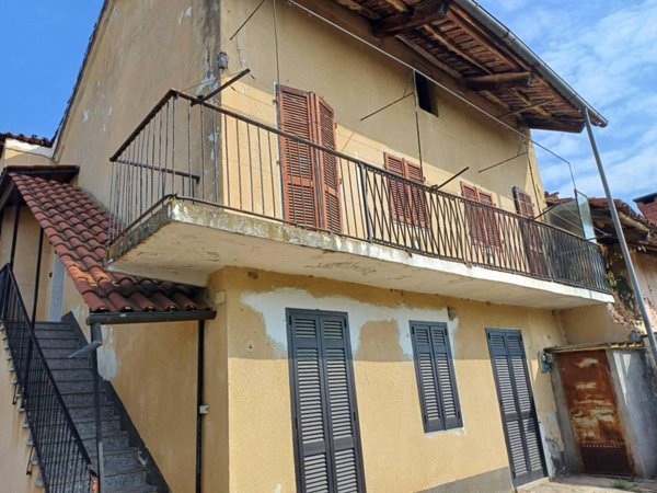 casa indipendente in vendita a Carmagnola in zona Gaidi