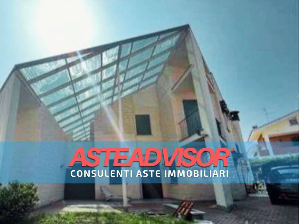 casa indipendente in vendita a Carmagnola