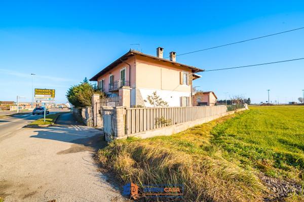 casa indipendente in vendita a Carmagnola