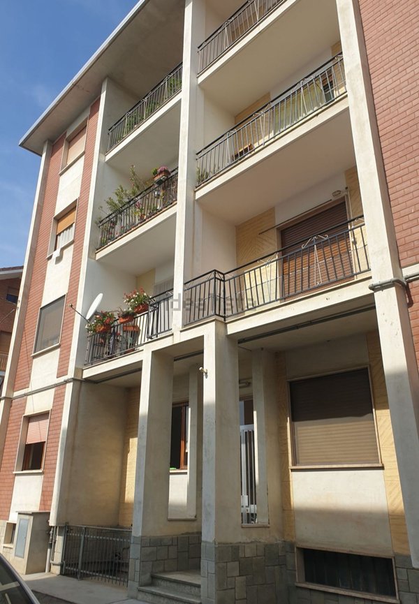 appartamento in vendita a Carmagnola in zona San Bernardo