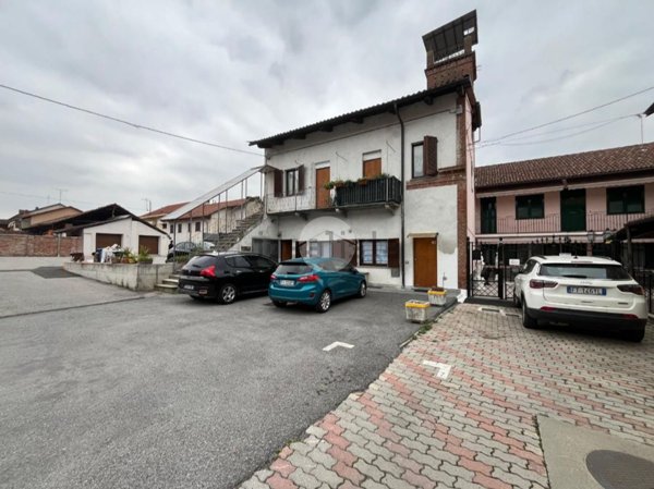 appartamento in vendita a Carmagnola in zona San Bernardo