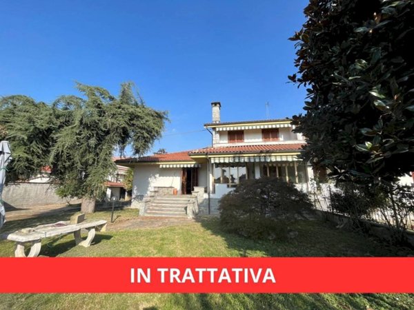 casa indipendente in vendita a Carmagnola in zona San Bernardo