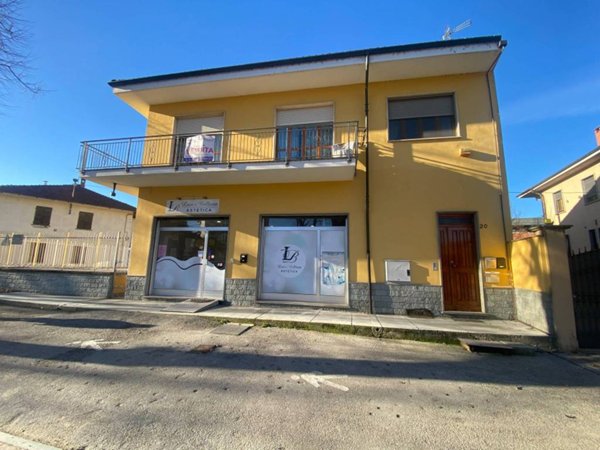 casa indipendente in vendita a Carmagnola