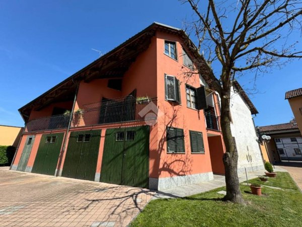 esavano in vendita a Carmagnola