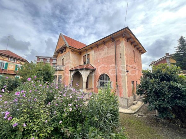 casa indipendente in vendita a Carmagnola