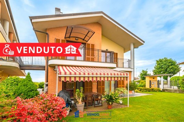 casa indipendente in vendita a Carmagnola