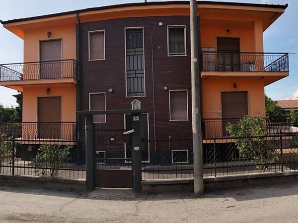 appartamento in vendita a Carmagnola in zona San Bernardo