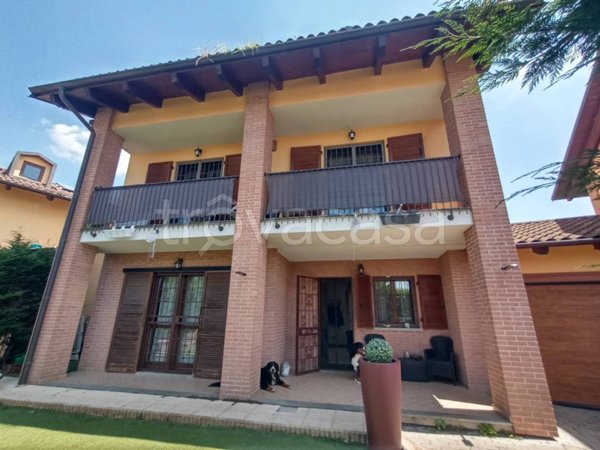 casa indipendente in vendita a Carmagnola