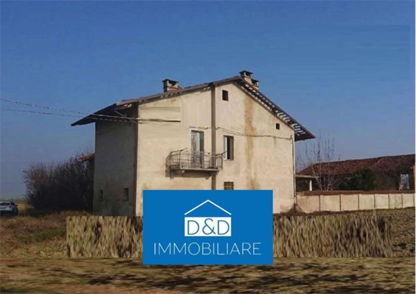 casa indipendente in vendita a Carmagnola