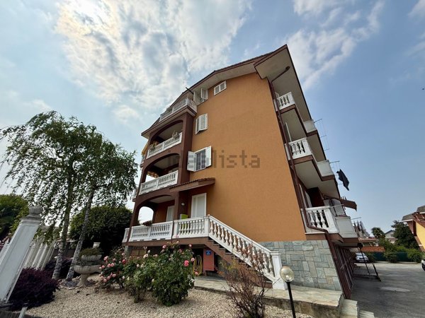 appartamento in vendita a Carmagnola in zona San Bernardo