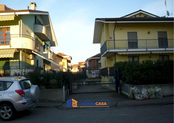 casa indipendente in vendita a Carmagnola