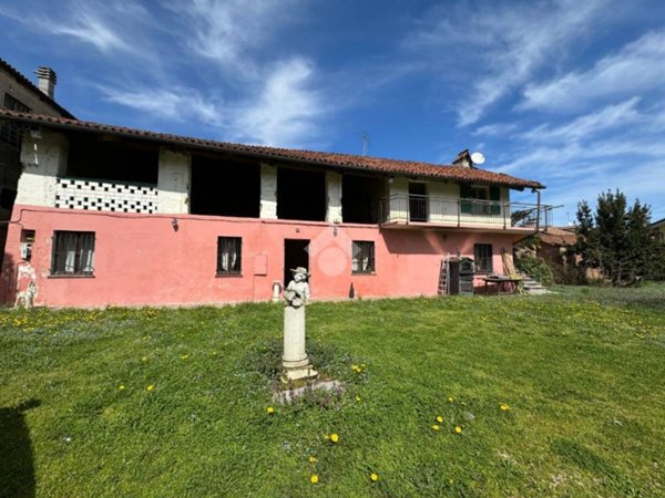 casa indipendente in vendita a Carmagnola