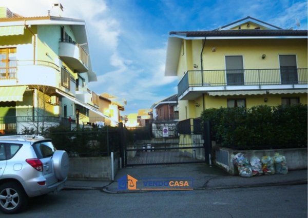 casa indipendente in vendita a Carmagnola