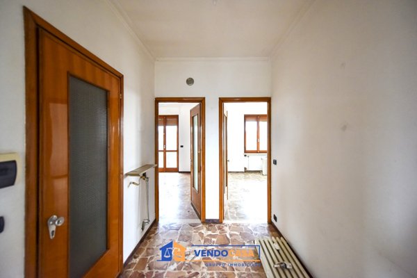 casa indipendente in vendita a Carmagnola in zona San Michele