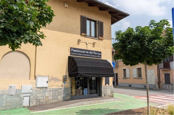 locale commerciale in vendita a Carmagnola