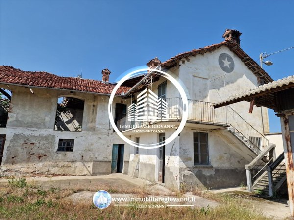 esavano in vendita a Carmagnola