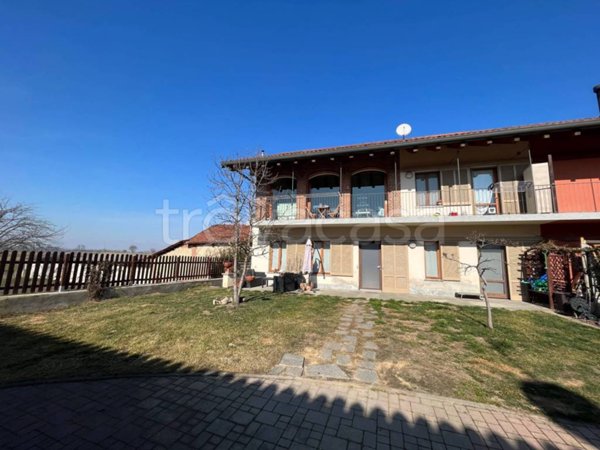 casa indipendente in vendita a Carmagnola in zona San Michele