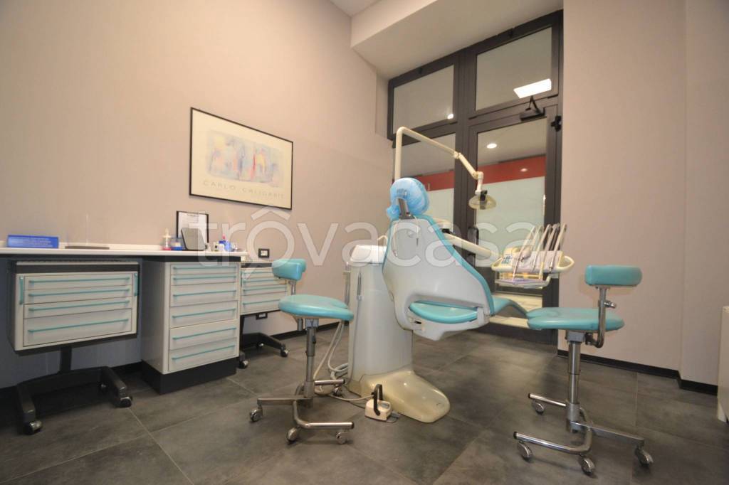 negozio in vendita a Carmagnola