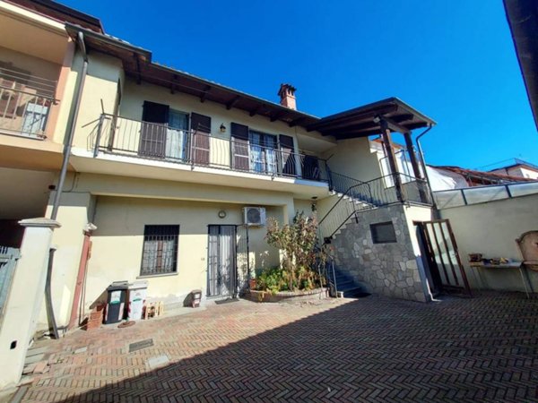 appartamento in vendita a Carmagnola in zona San Bernardo