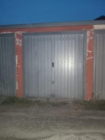 negozio in vendita a Carmagnola in zona Cavalleri