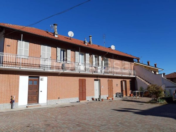 appartamento in vendita a Carmagnola in zona San Bernardo