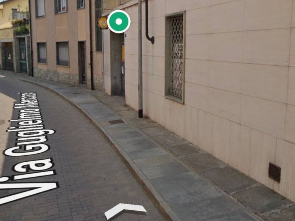 negozio in vendita a Carmagnola