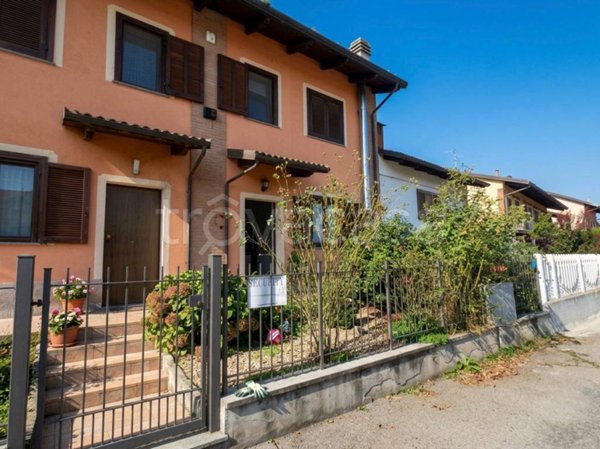 casa indipendente in vendita a Carmagnola in zona Tetti Grandi