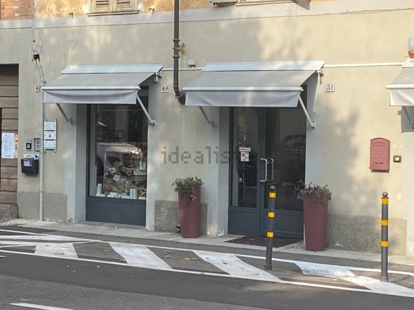 locale commerciale in vendita a Carmagnola