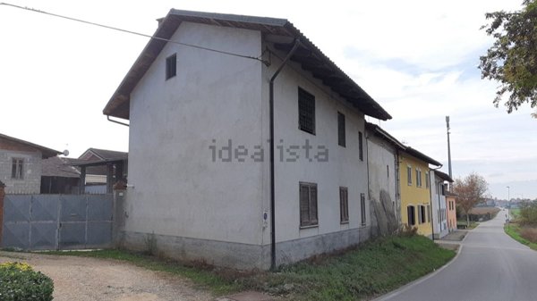 casa indipendente in vendita a Carmagnola in zona Salasio