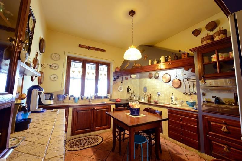 casa indipendente in vendita a Carmagnola