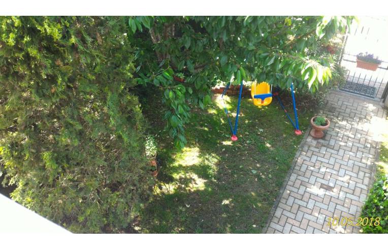 casa indipendente in vendita a Carmagnola in zona San Bernardo