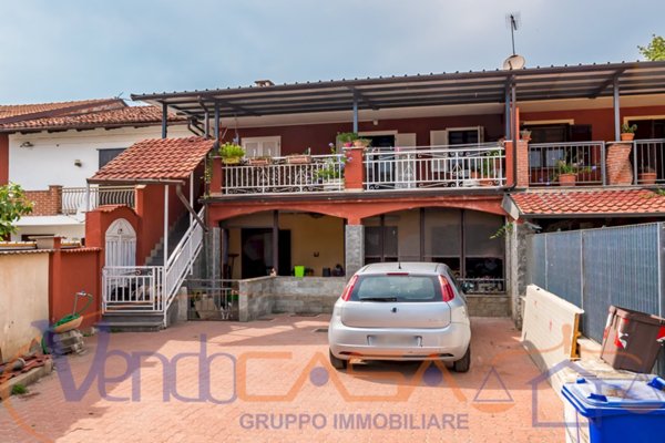 casa indipendente in vendita a Carmagnola