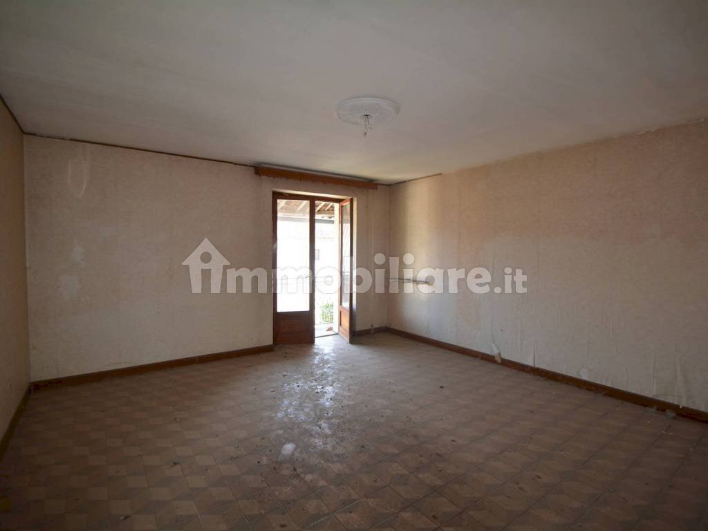 casa indipendente in vendita a Carmagnola in zona Motta